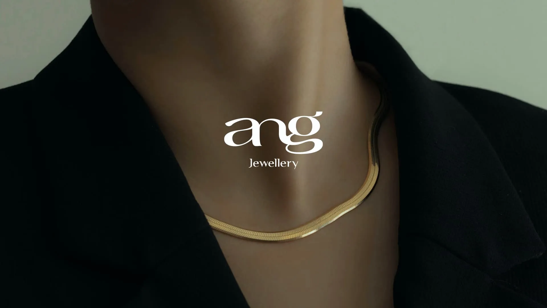 嬉金坊ANG Jewellery 品牌形象設計，以書法字型打造當代珠寶品牌標誌